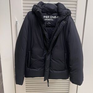 Aritzia Super Puff One Puff Black